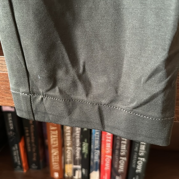 Banana Republic new dark green athletic pants - Picture 5 of 10